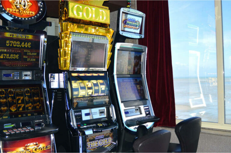 Jackpot exceptionnel au Casino Joa de Saint-Pair-sur-Mer avec 48 515 € remporté, un record !